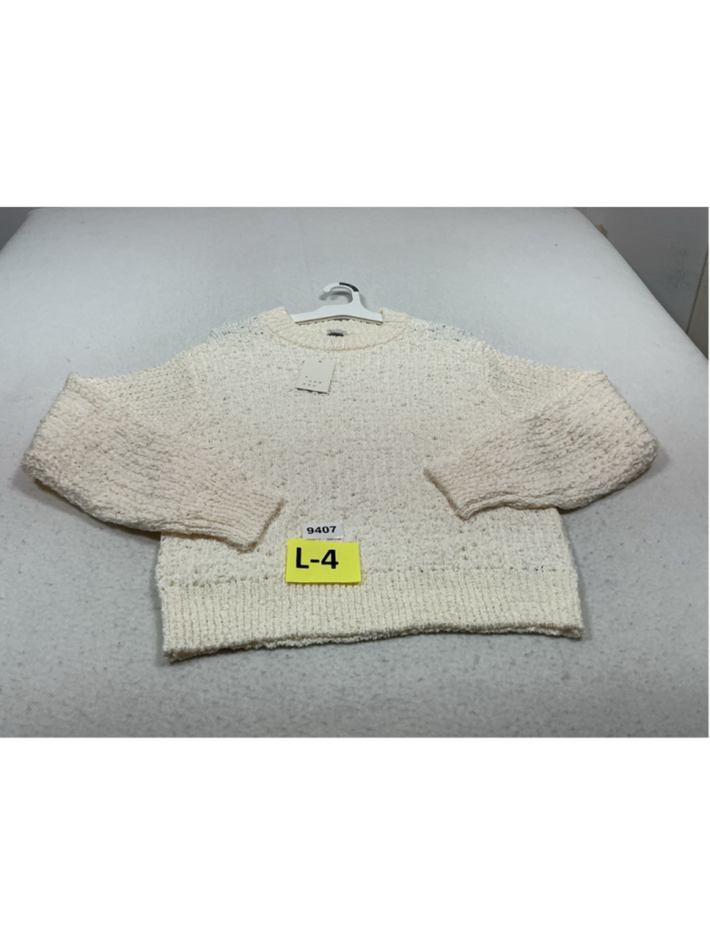 Womans NWT A New Day Long Sleeve Sweater Medium Cream